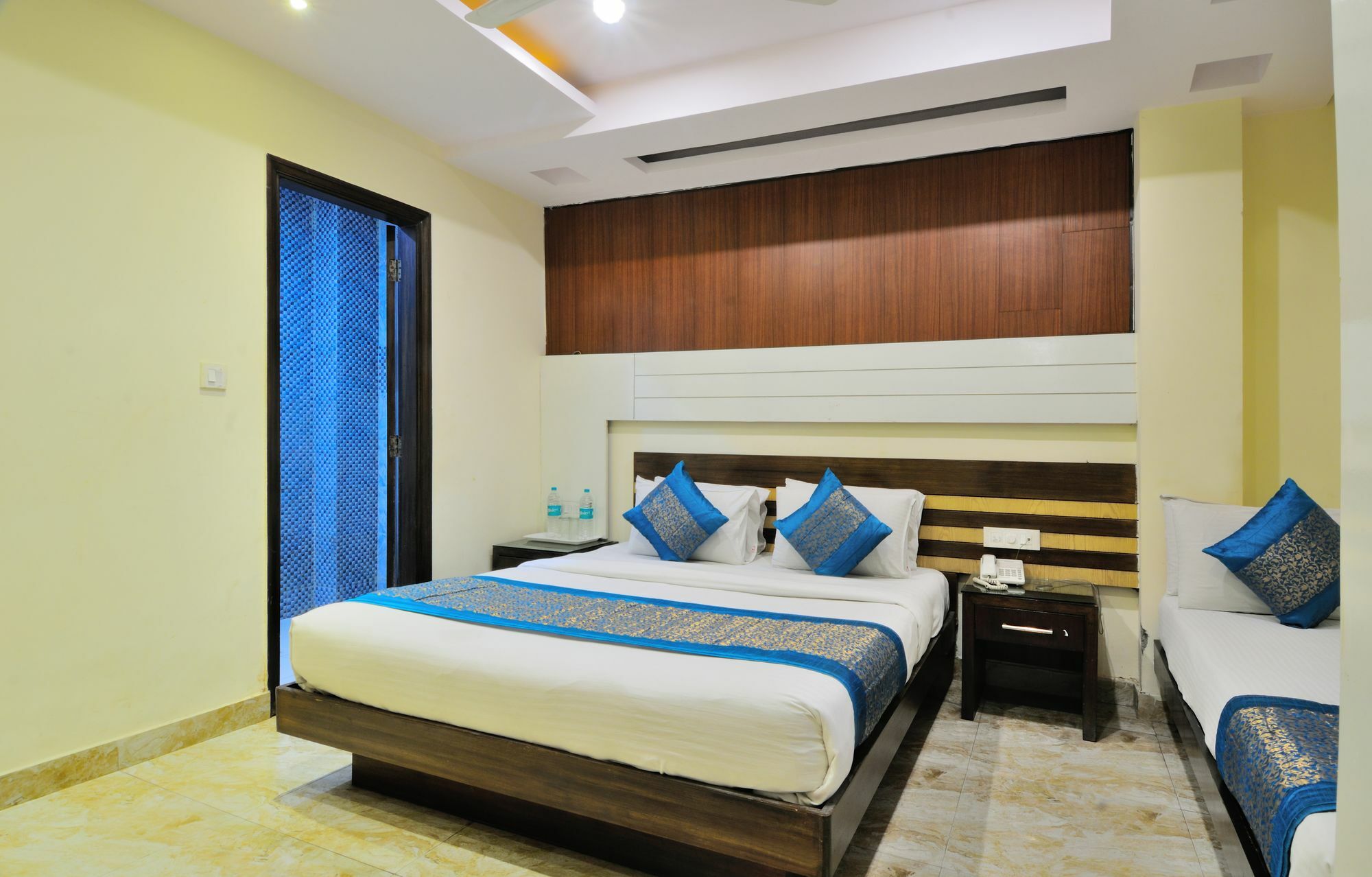 Hotel Gold Star Inn - Paharganj Yeni Delhi Dış mekan fotoğraf