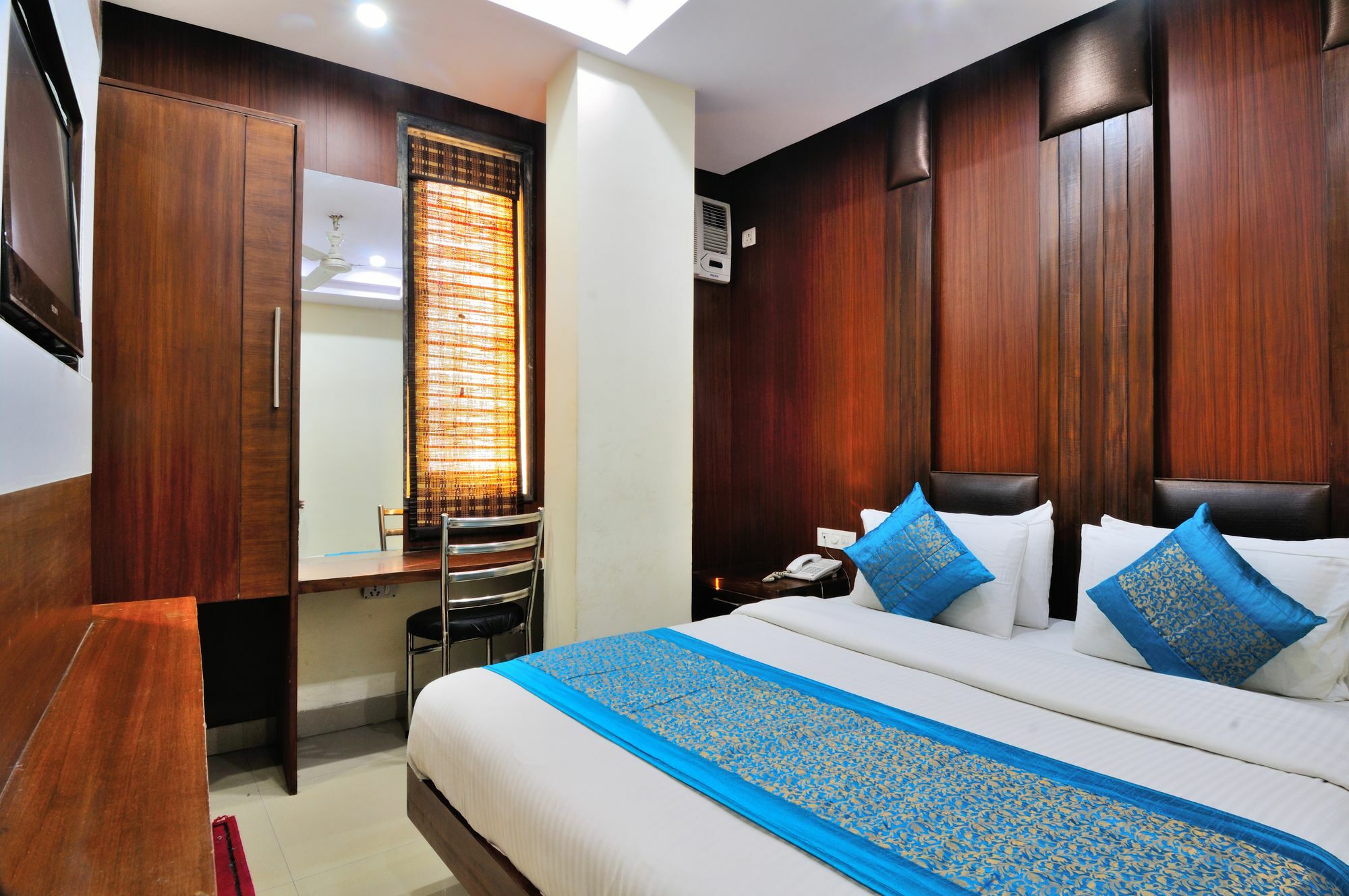 Hotel Gold Star Inn - Paharganj Yeni Delhi Dış mekan fotoğraf