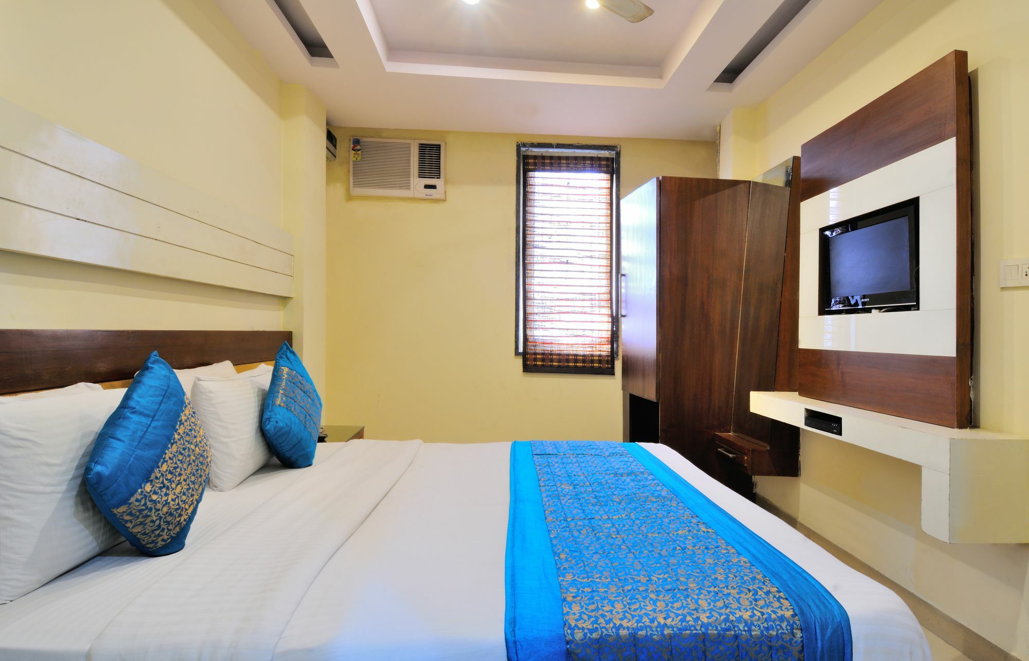 Hotel Gold Star Inn - Paharganj Yeni Delhi Dış mekan fotoğraf